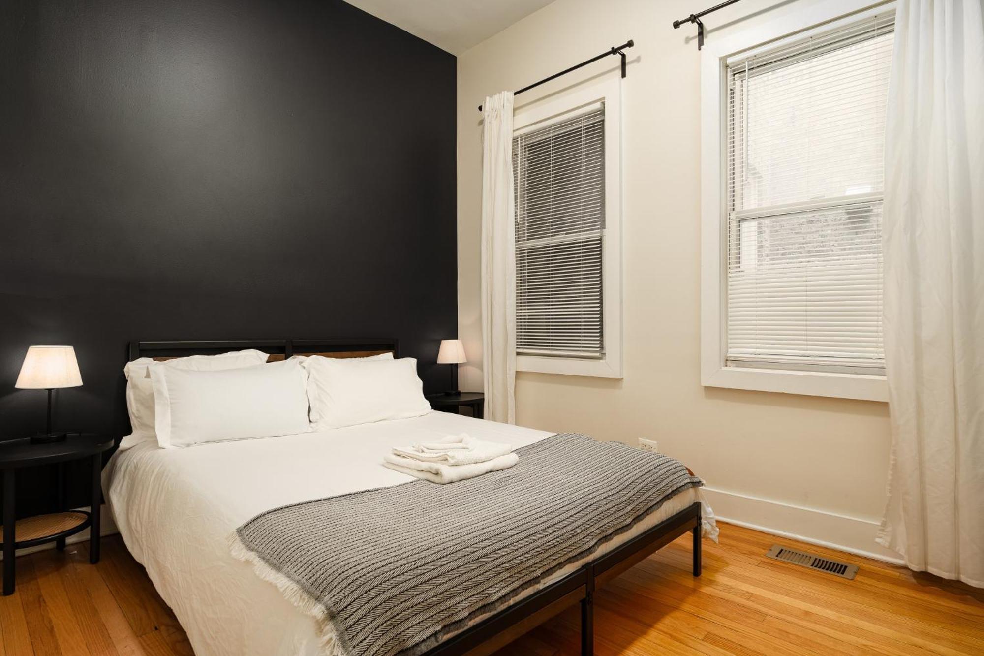 Bucktown 2Br Flat Near The 606 شيكاغو المظهر الخارجي الصورة